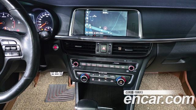 Kia K5 2016 — photo 20