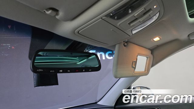 Kia K5 2016 — photo 24