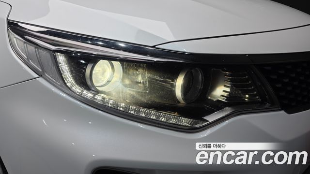 Kia K5 2016 — photo 8