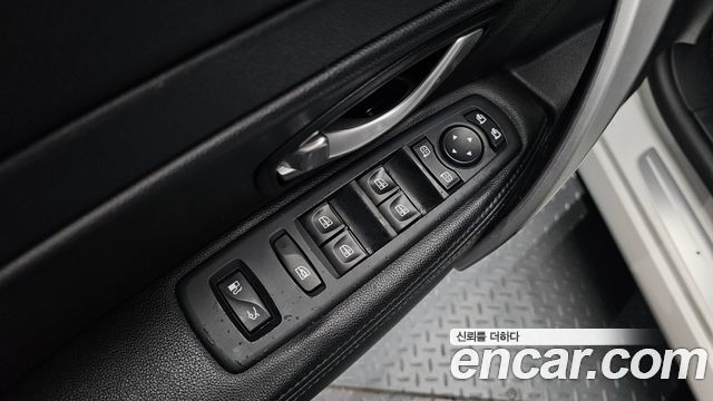 Renault Korea SM5  2012 — photo 16