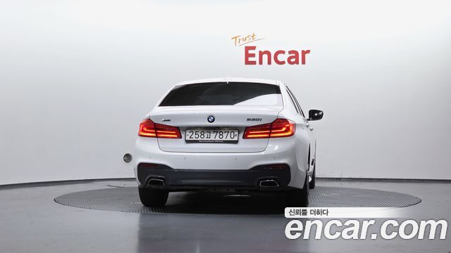 BMW 5-Series 2018 — photo 4