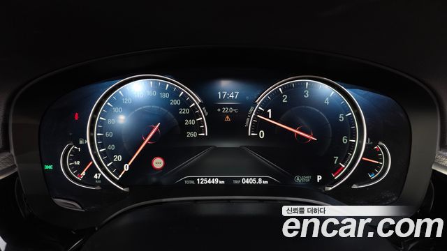 BMW 5-Series 2018 — photo 11
