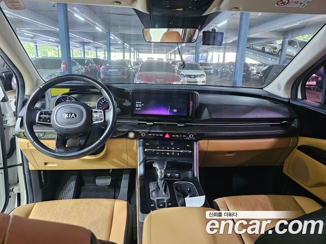 Kia Canival 2021 — photo 10