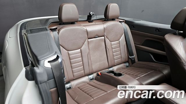 BMW 4-Series 2021 — photo 17