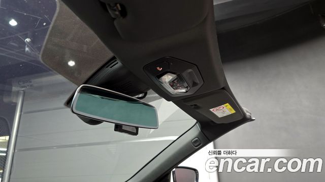 BMW 4-Series 2021 — photo 26