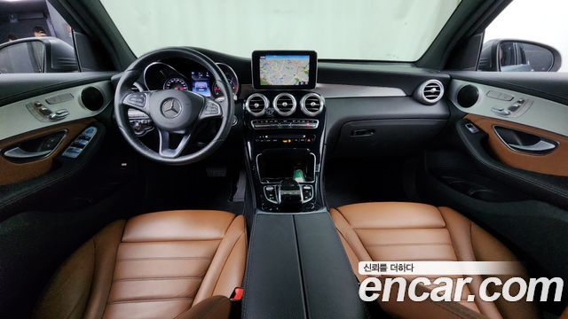 Mercedes-Benz GLC-Class 2017 — photo 7