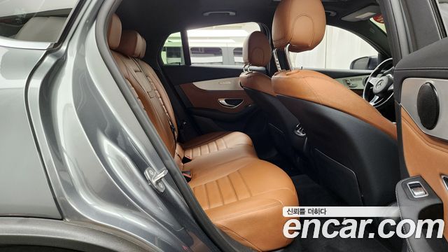 Mercedes-Benz GLC-Class 2017 — photo 12