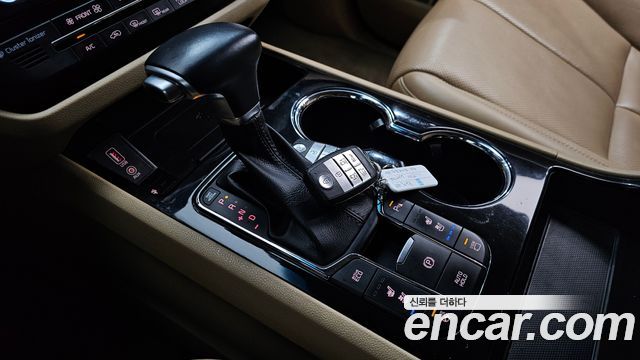 Kia Canival 2019 — photo 12