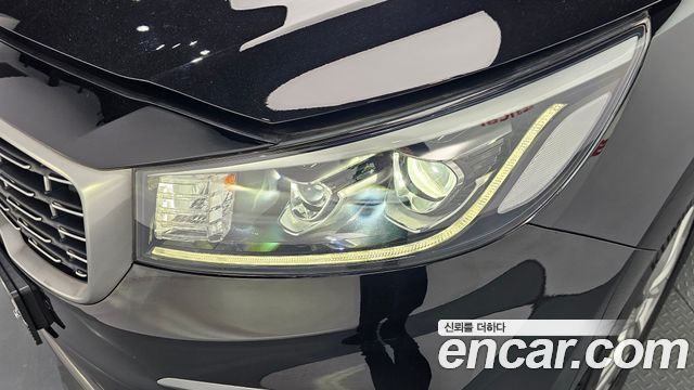 Kia Canival 2019 — photo 8