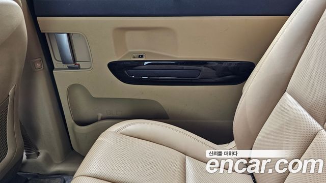 Kia Canival 2019 — photo 15