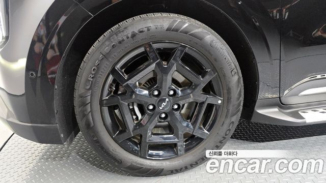 Kia Canival 2025 — photo 5