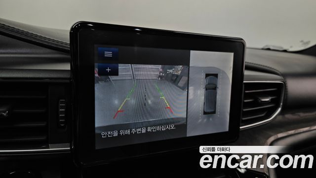 Ford Explorer 2022 — photo 21