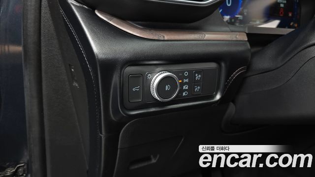 Ford Explorer 2022 — photo 22