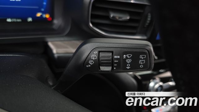 Ford Explorer 2022 — photo 31