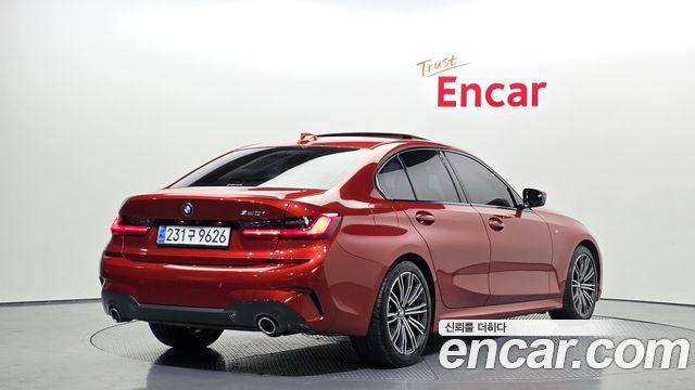 BMW 3-Series 2021 — photo 2