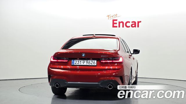 BMW 3-Series 2021 — photo 4