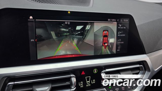 BMW 3-Series 2021 — photo 22