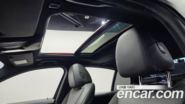 BMW 3-Series 2021 — photo 24