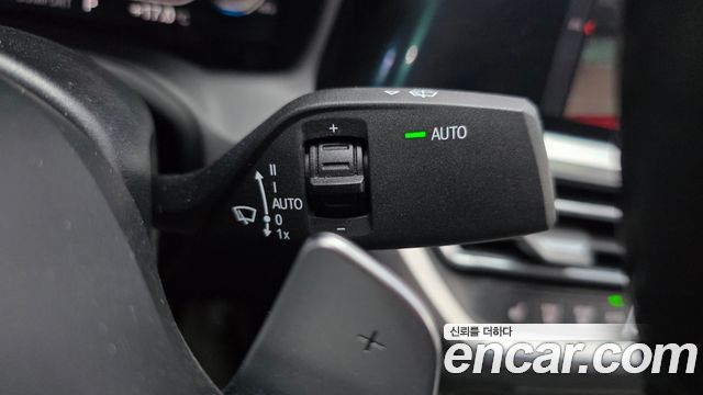 BMW 3-Series 2021 — photo 25