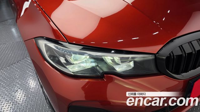 BMW 3-Series 2021 — photo 8