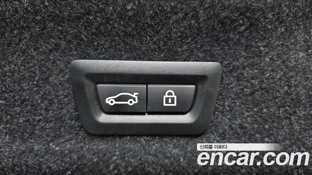 BMW 3-Series 2021 — photo 27