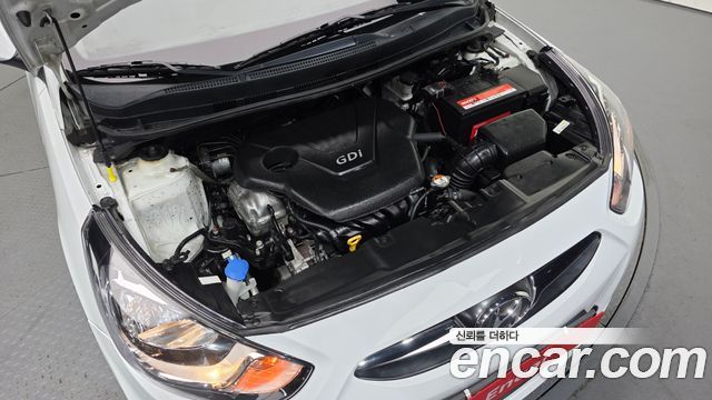 Hyundai Accent 2012 — photo 6