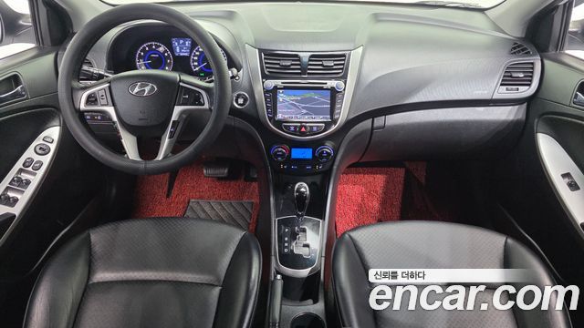 Hyundai Accent 2012 — photo 7