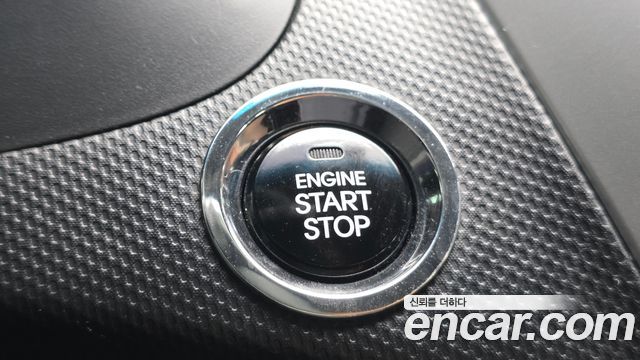 Hyundai Accent 2012 — photo 18