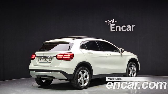 Mercedes-Benz GLA-Class 2018 — photo 2