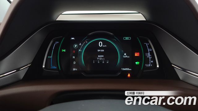 Hyundai Ioniq 2020 — photo 11
