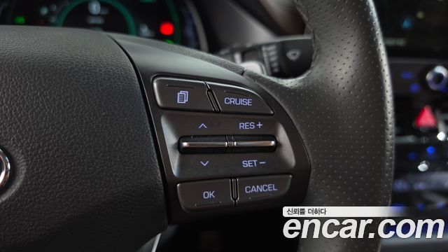 Hyundai Ioniq 2020 — photo 22