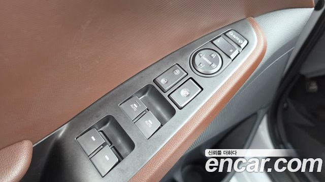 Hyundai Ioniq 2020 — photo 28