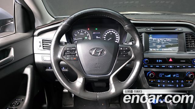 Hyundai Sonata 2015 — photo 12