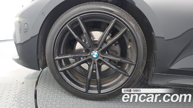 BMW 3-Series 2021 — photo 5