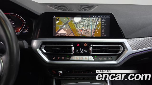 BMW 3-Series 2021 — photo 18