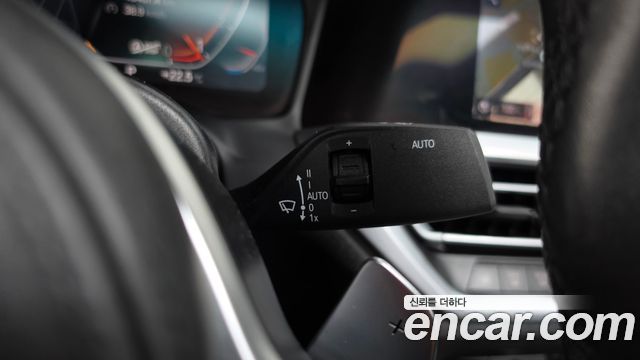 BMW 3-Series 2021 — photo 26