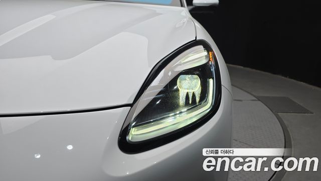 Maserati Grecale 2023 — photo 8