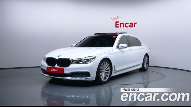 BMW 7-Series 2016 — photo 1