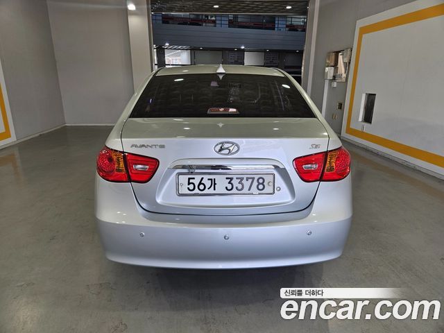 Hyundai AVANTE 2009 — photo 4