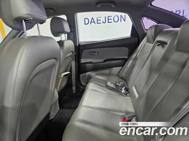 Hyundai AVANTE 2009 — photo 8