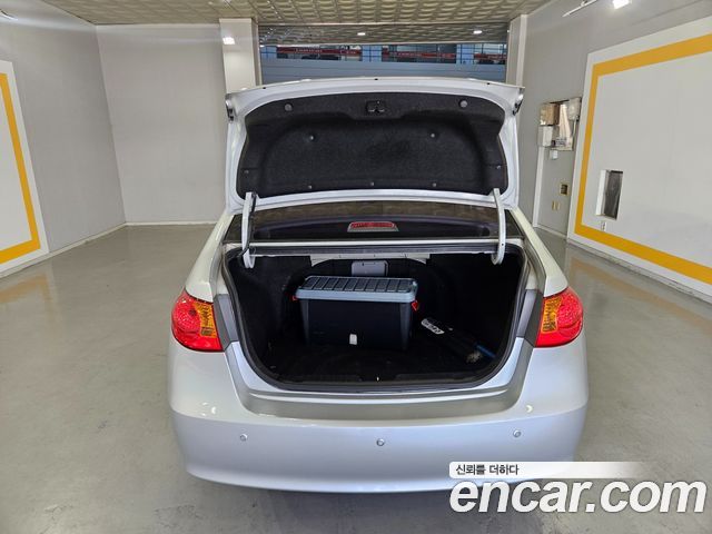 Hyundai AVANTE 2009 — photo 15