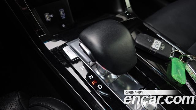 Kia K7 2020 — photo 9