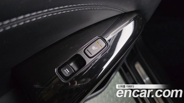 Kia K7 2020 — photo 18