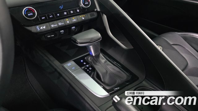 Hyundai AVANTE 2021 — photo 9