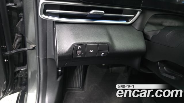 Hyundai AVANTE 2021 — photo 14