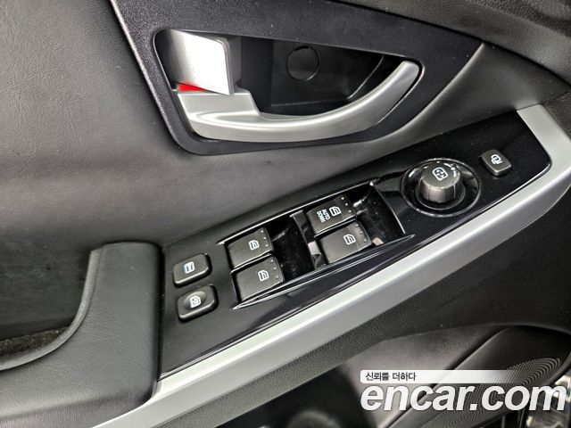 KG Mobility KORANDO 2015 — photo 14
