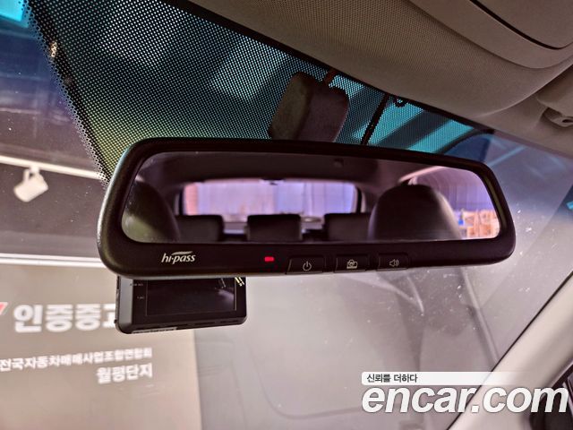 KG Mobility KORANDO 2015 — photo 17