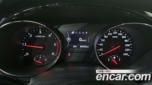 Kia Canival 2018 — photo 8