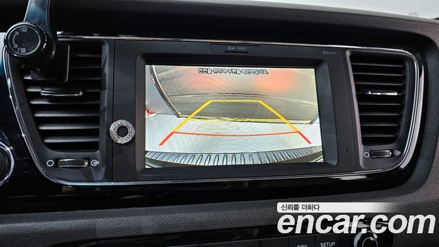 Kia Canival 2018 — photo 14