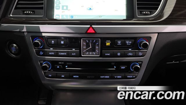 Genesis G80 2018 — photo 22